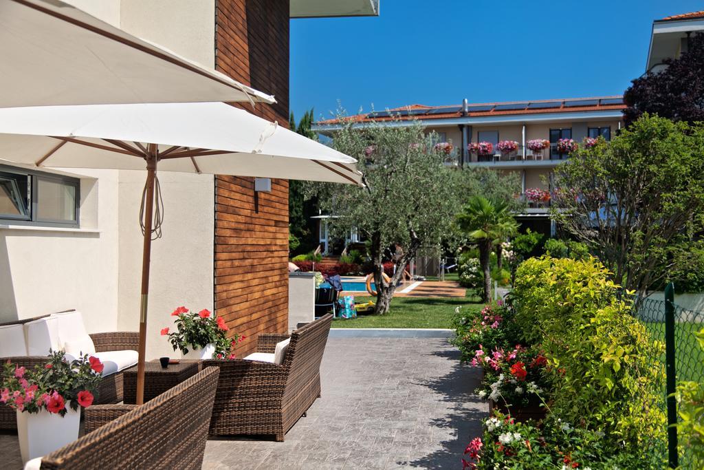 Sporthotel Villa Stella Torbole Sul Garda Exterior foto